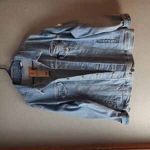 Levi Strauss, Distressed jean jacket